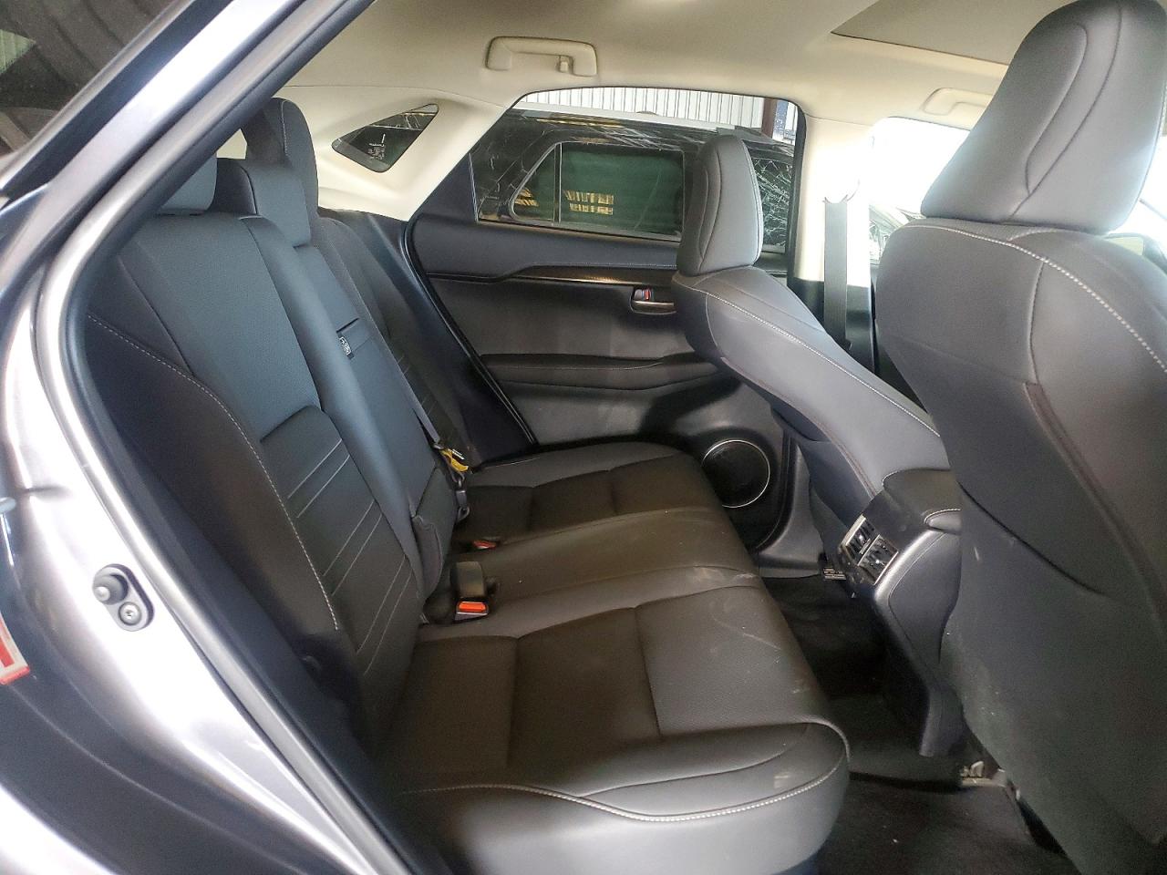 Lexus NX Base