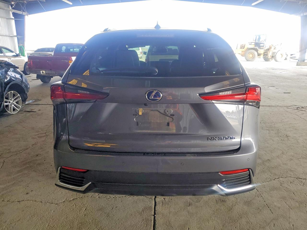 Lexus NX Base