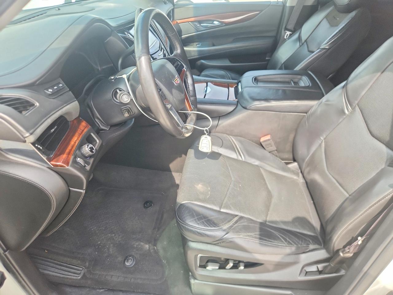 Cadillac Escalade Esv Premium