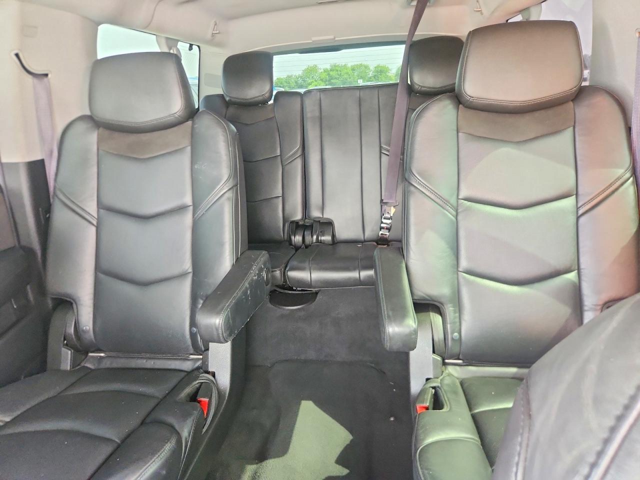 Cadillac Escalade Esv Premium
