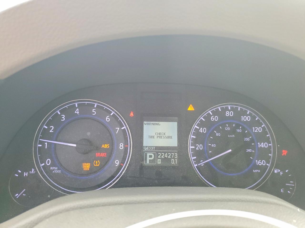 INFINITI Q40 Base