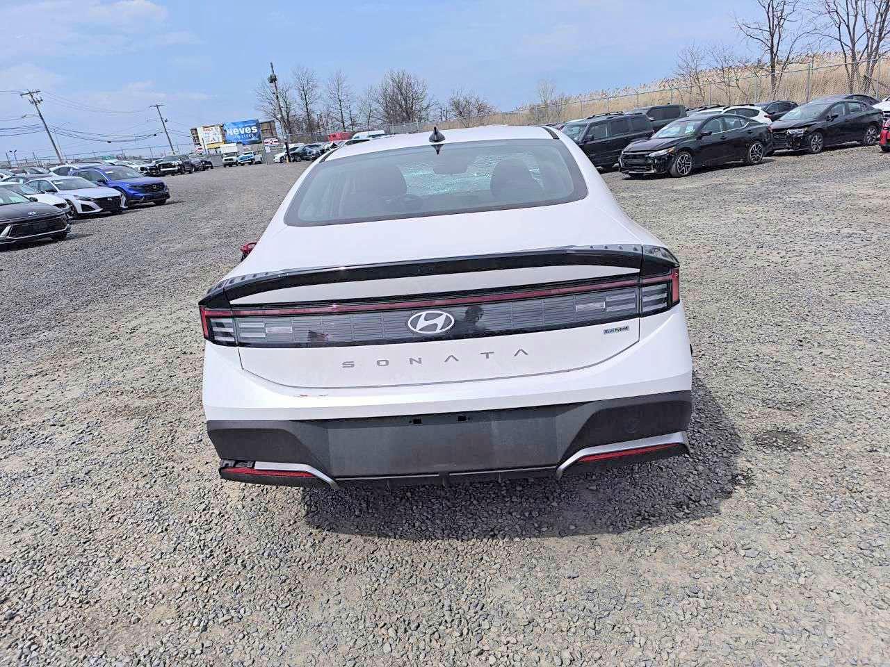 Hyundai SONATA Blue