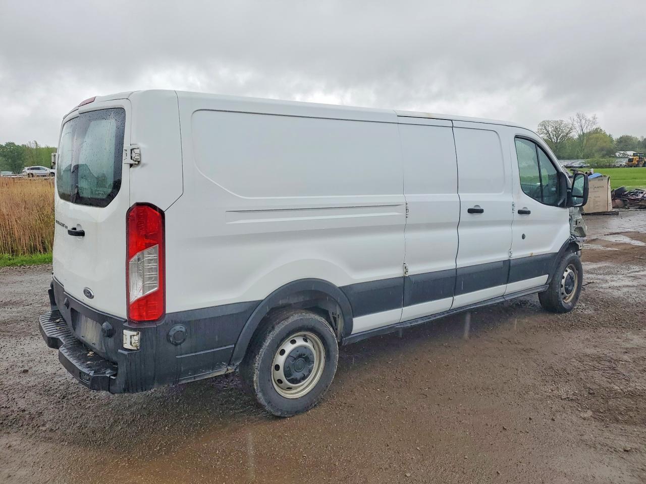 Ford Transit T-150