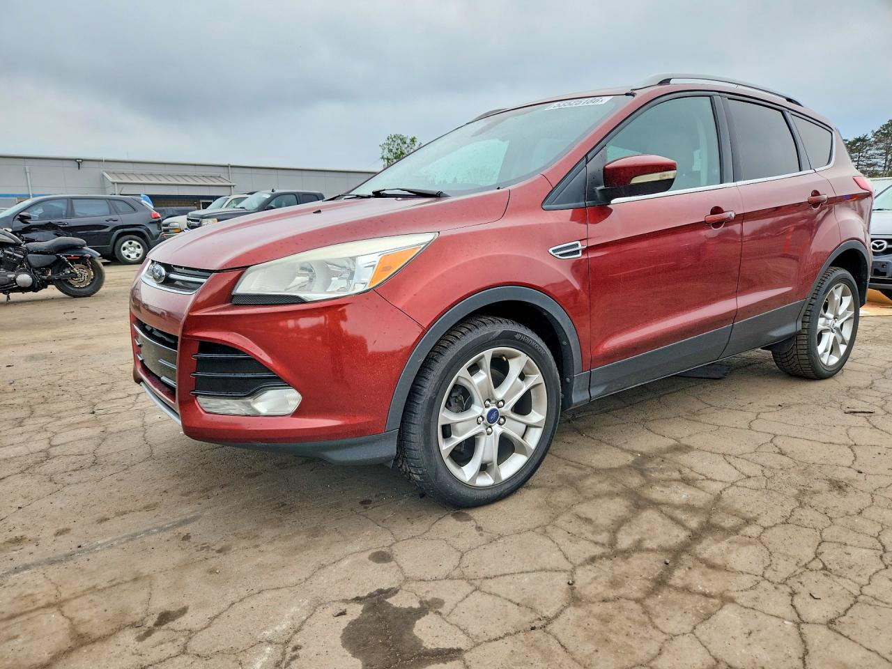 Salvage Ford Escape Image