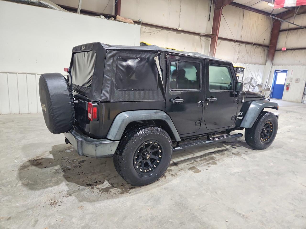 Jeep Wrangler X