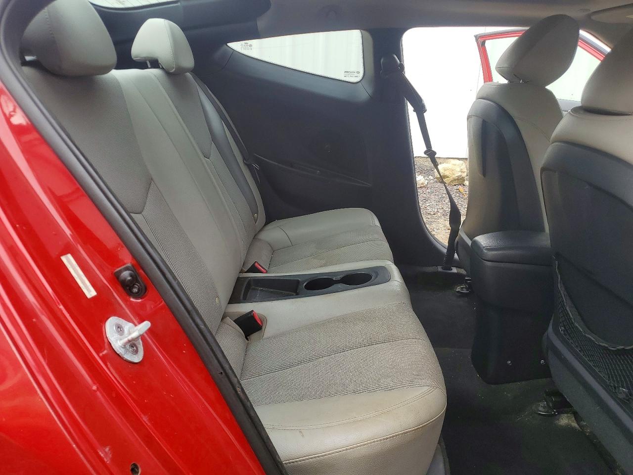 Hyundai VELOSTER Base