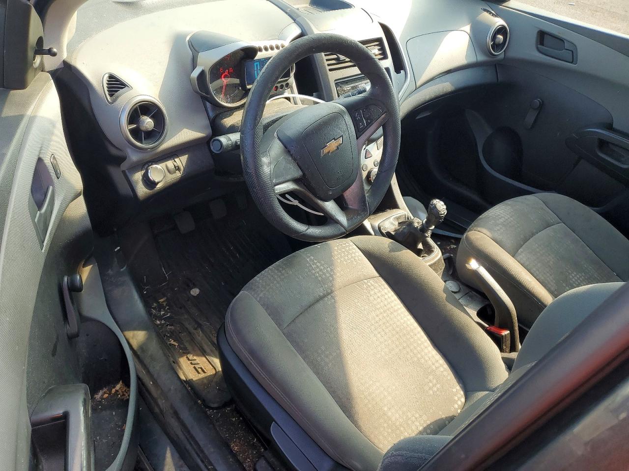 Chevrolet Sonic Ls