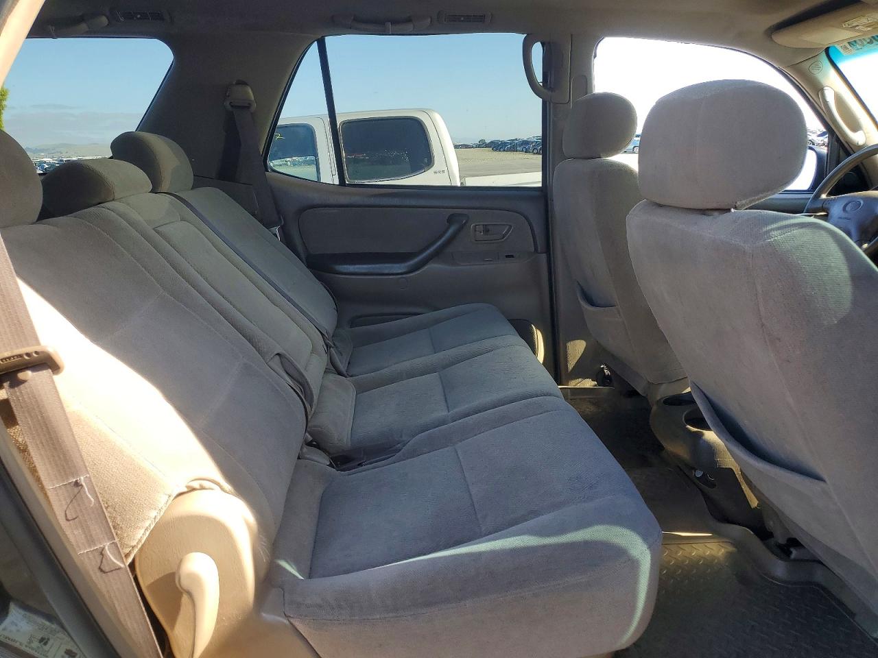 Toyota Sequoia Sr5