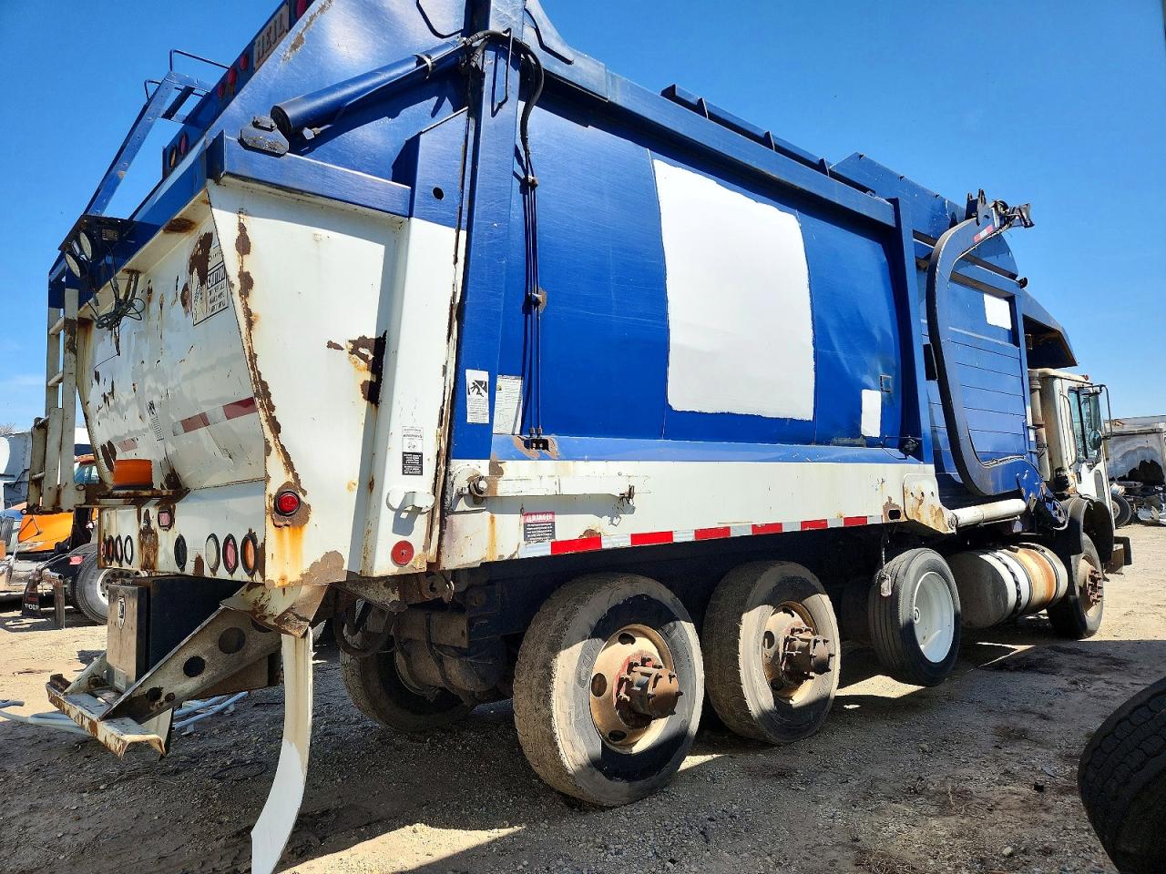 Mack Mru613