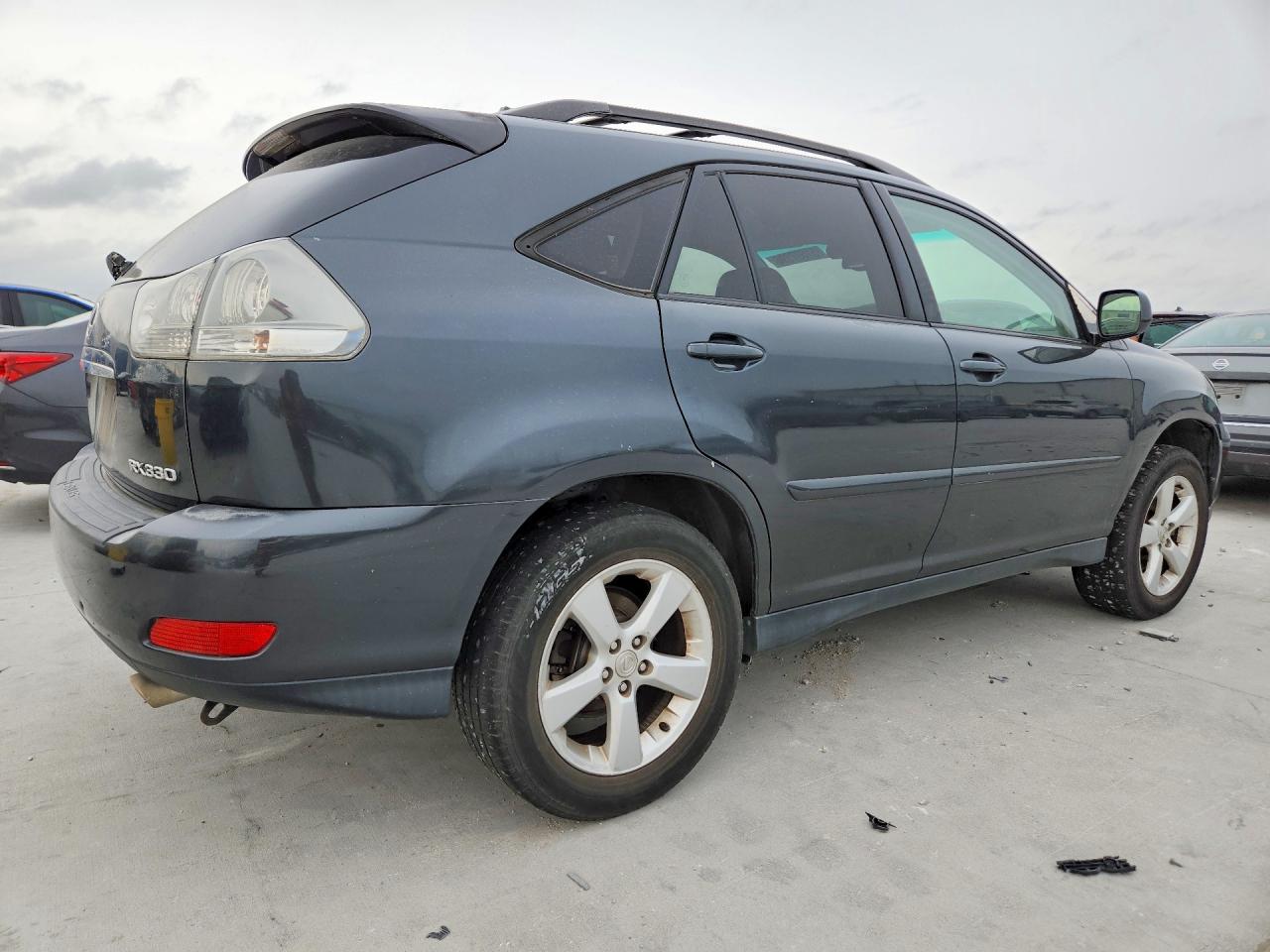Lexus RX 330