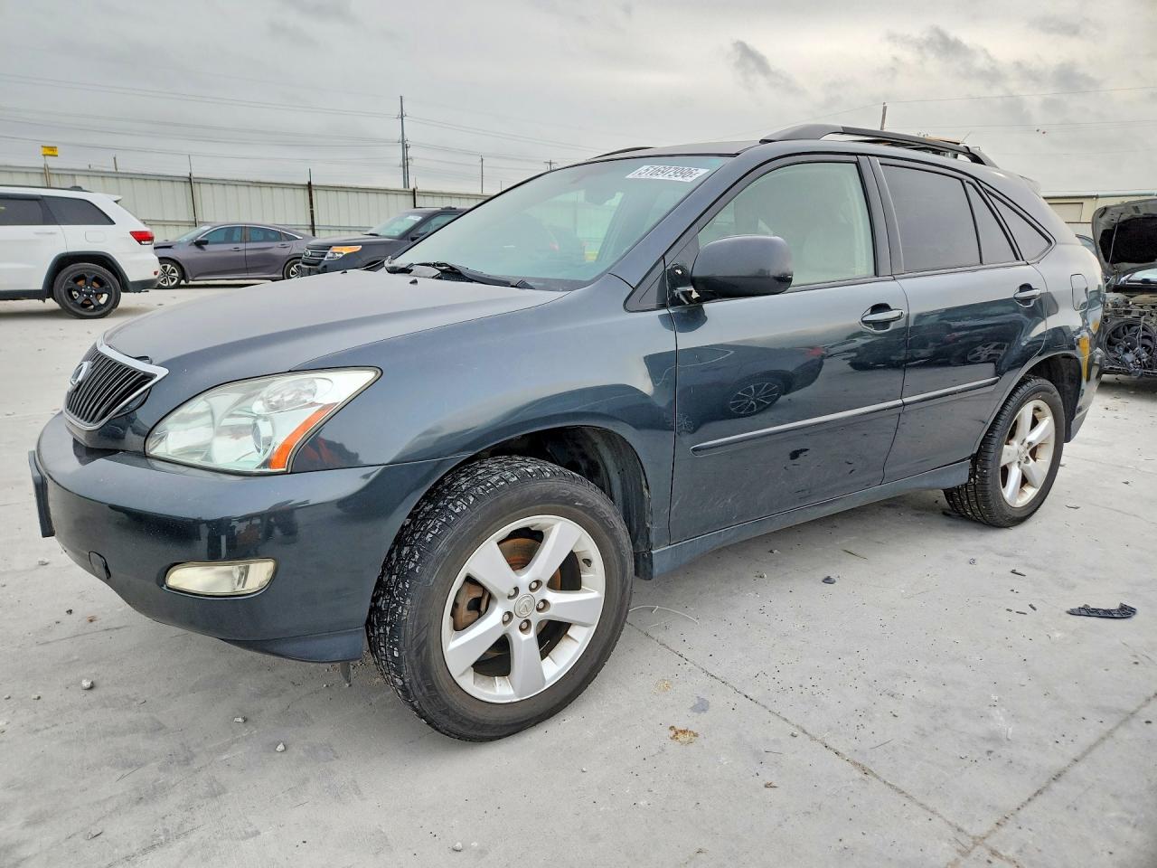 Salvage Lexus RX Image
