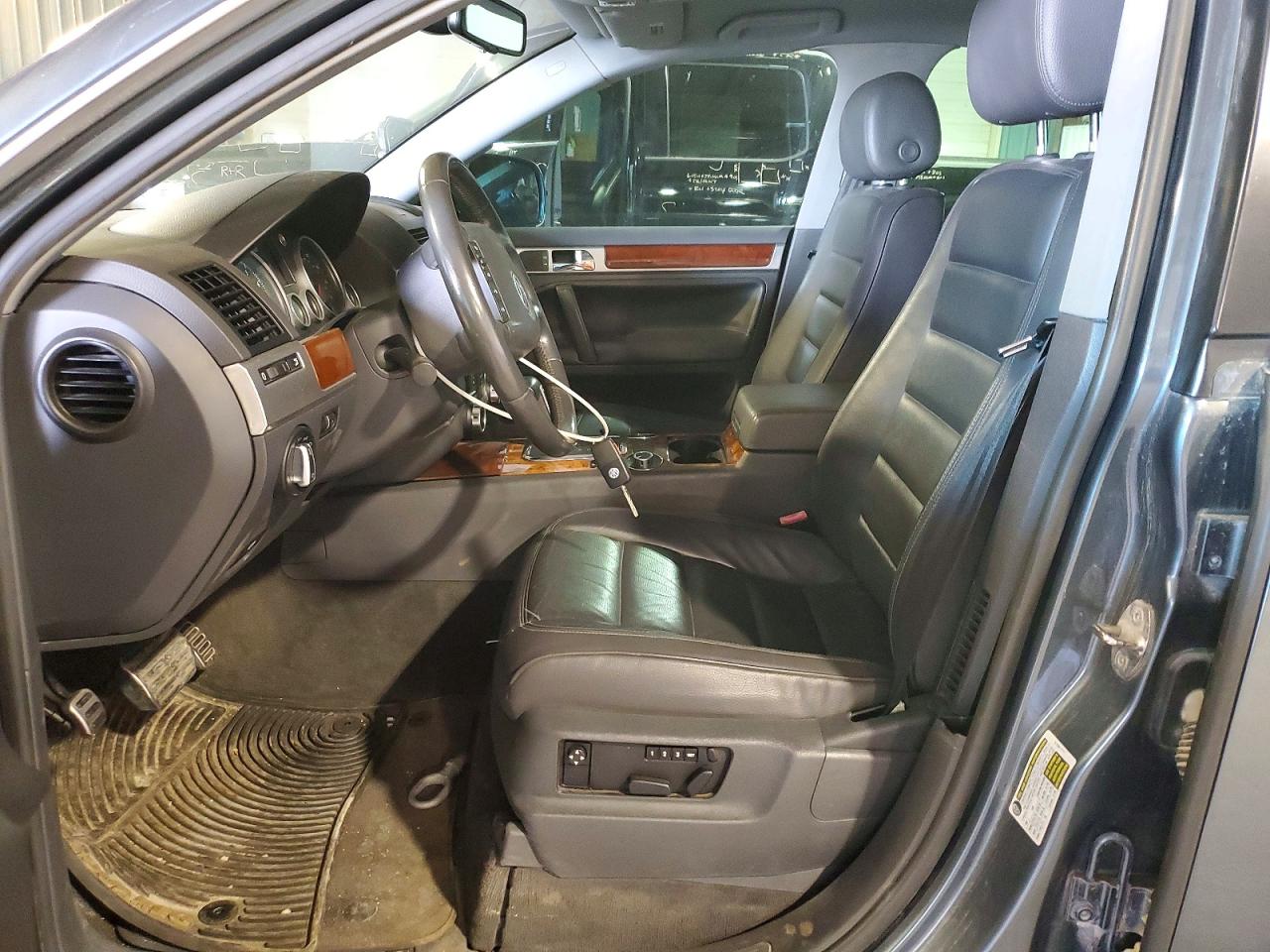 Volkswagen Touareg V8