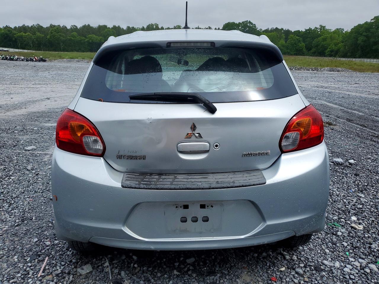 Mitsubishi Mirage Es