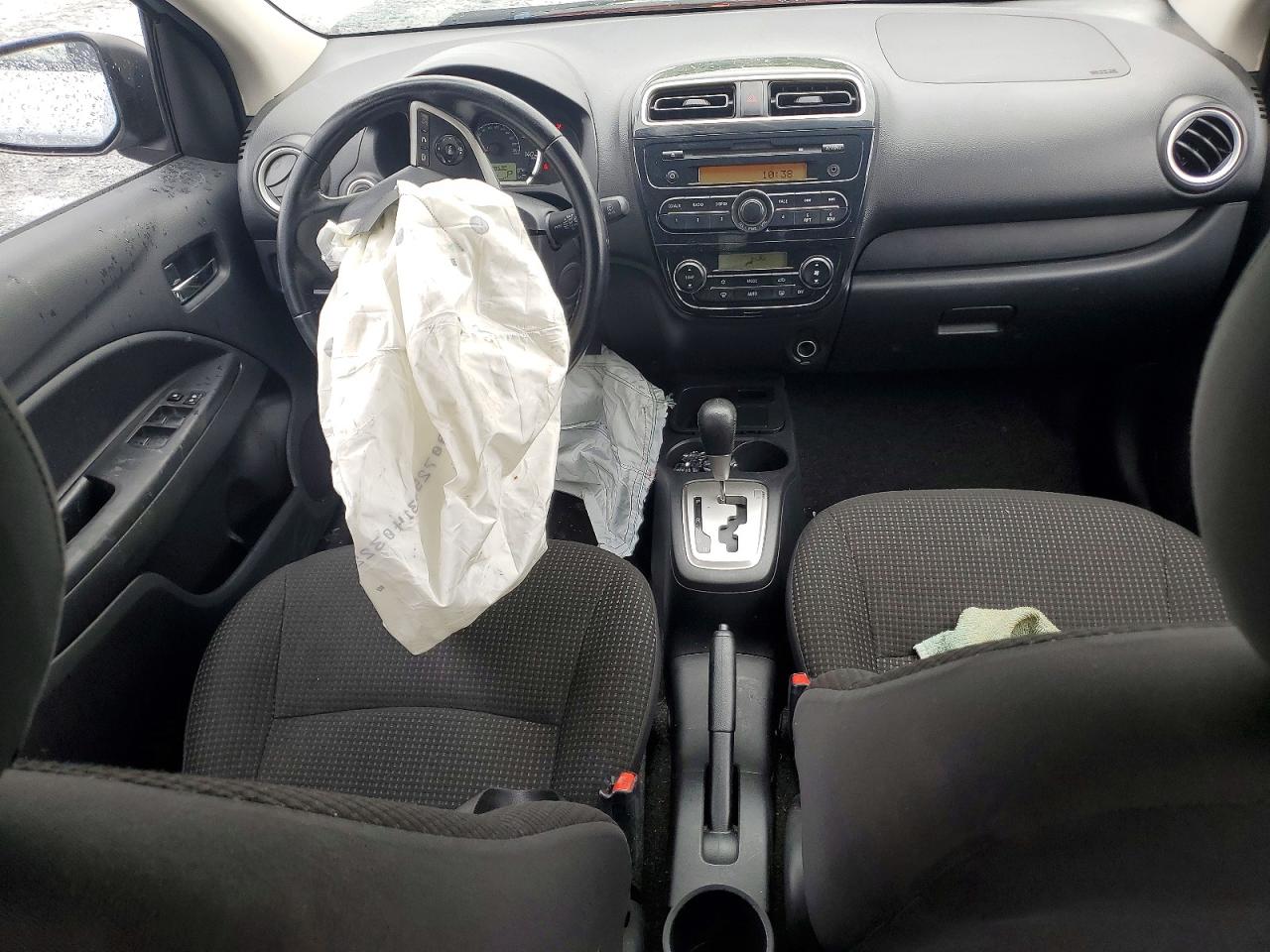 Mitsubishi Mirage Es