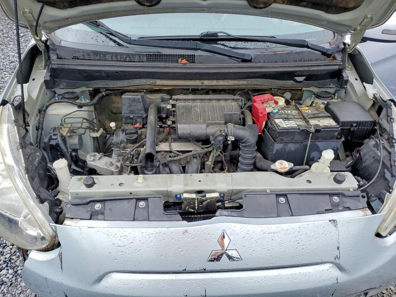 Mitsubishi Mirage Es
