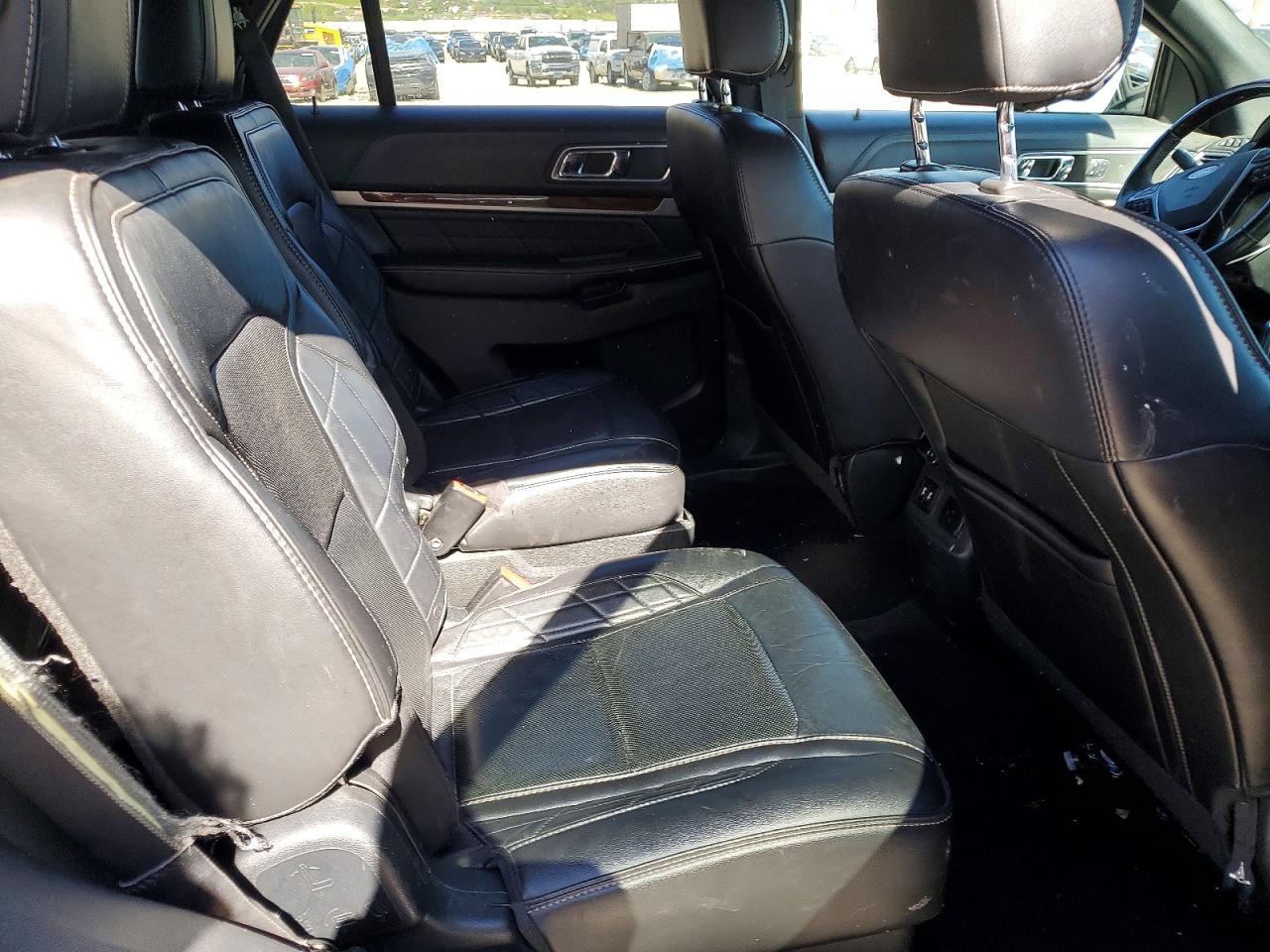 Ford Explorer Platinum