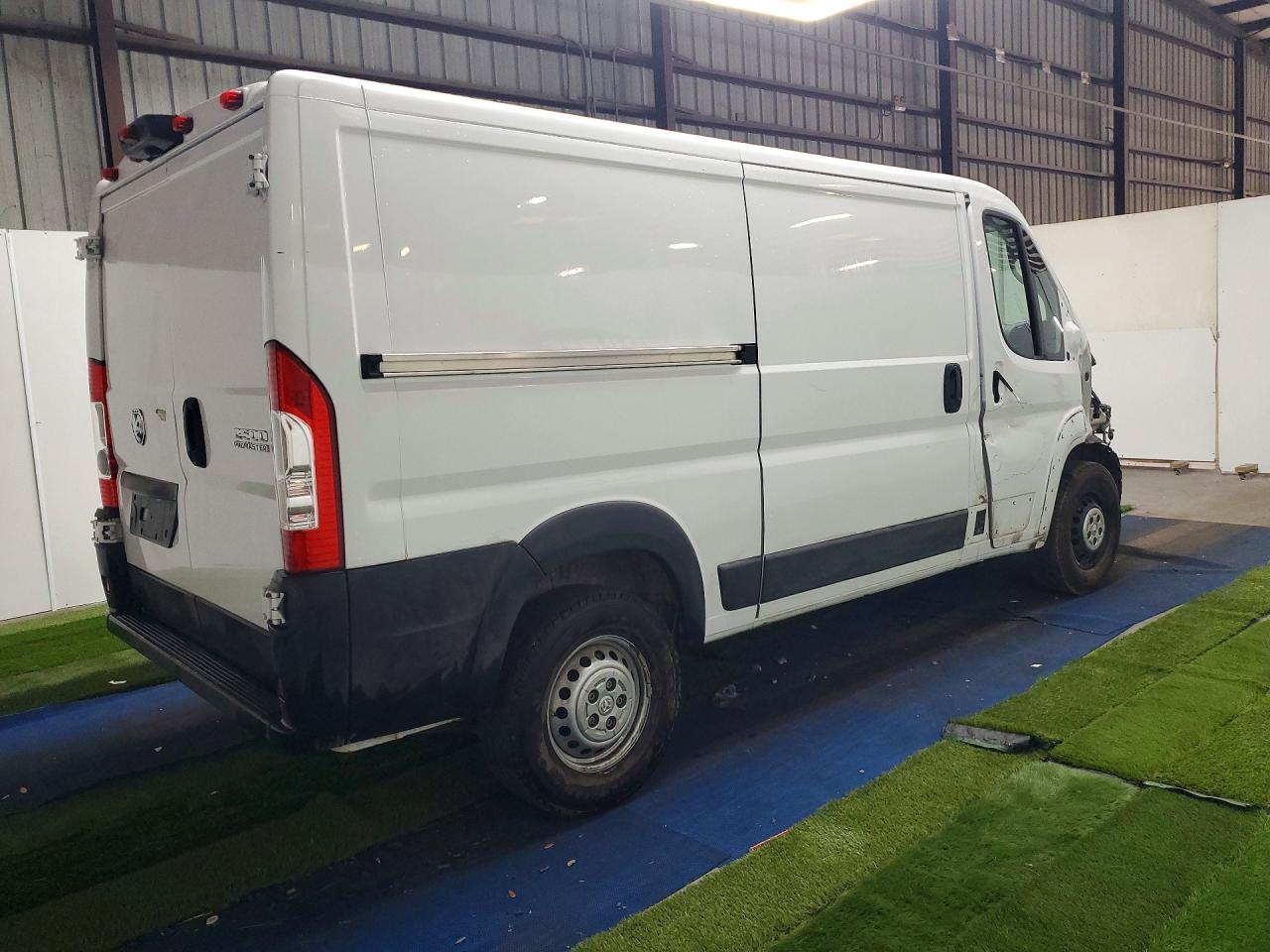 Ram Promaster 2500 Standard