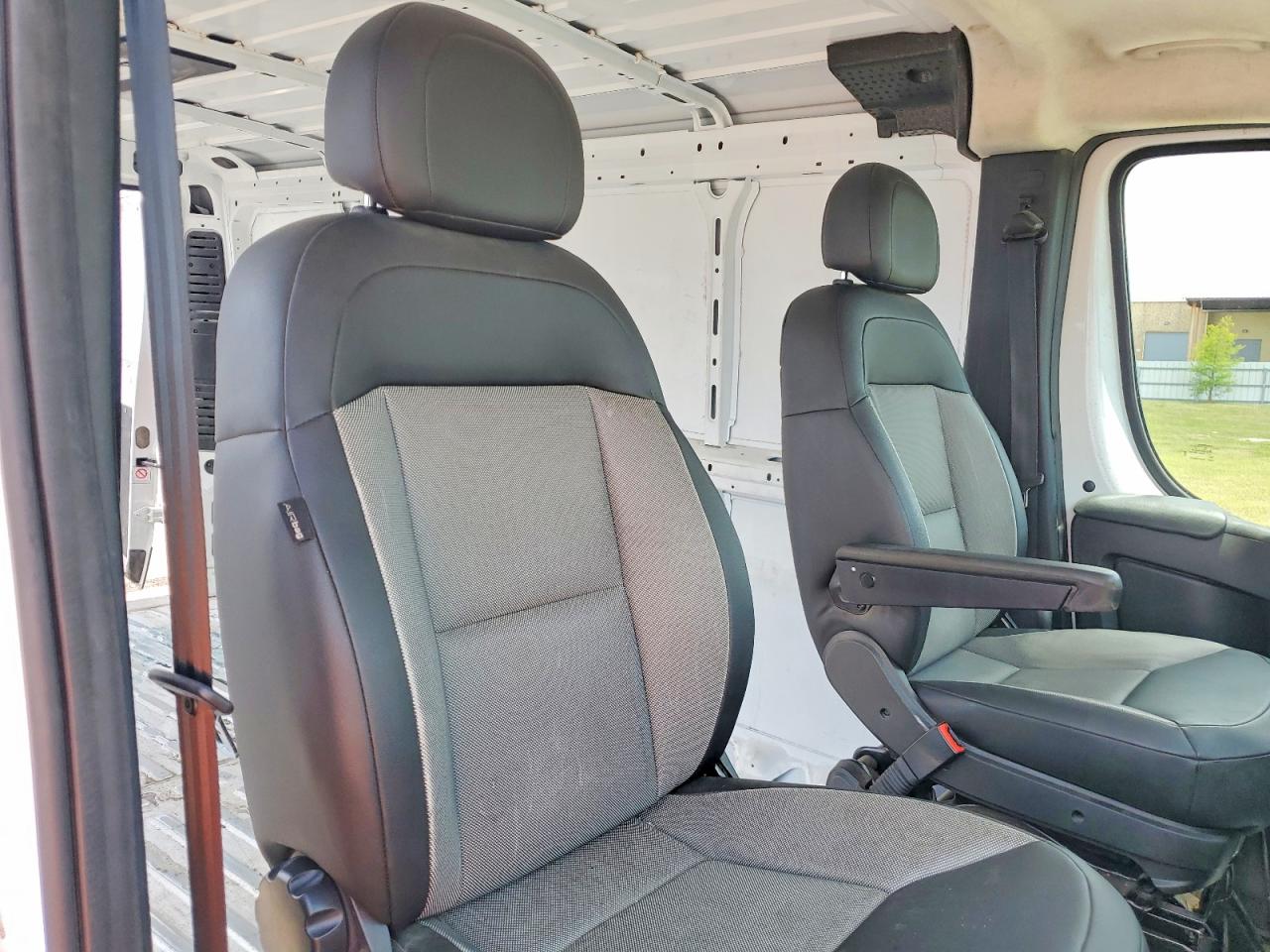 Ram Promaster 2500 Standard