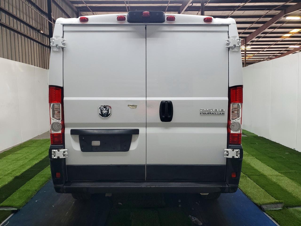 Ram Promaster 2500 Standard