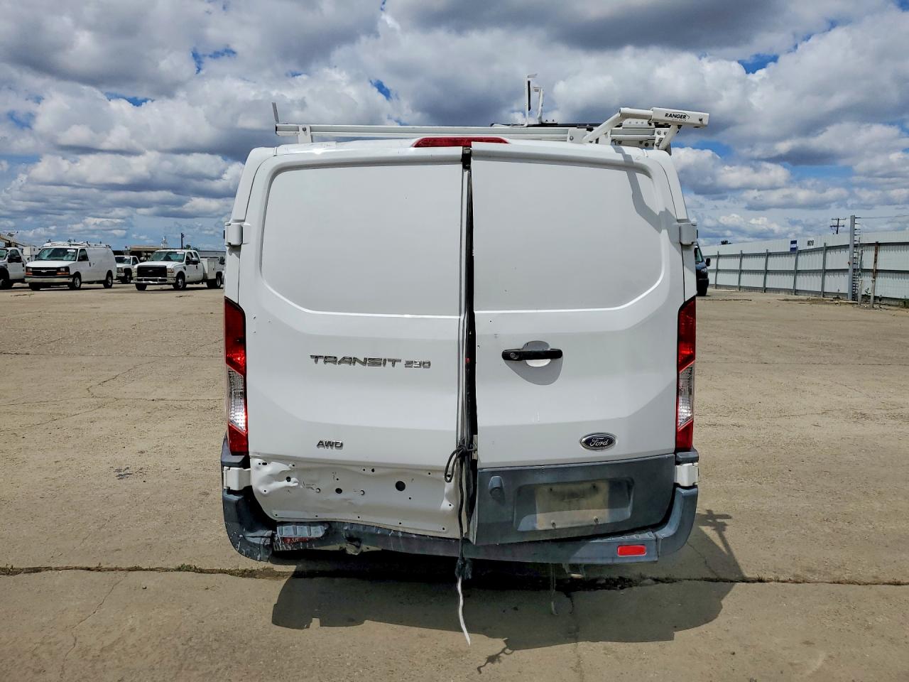 Ford Transit T-250