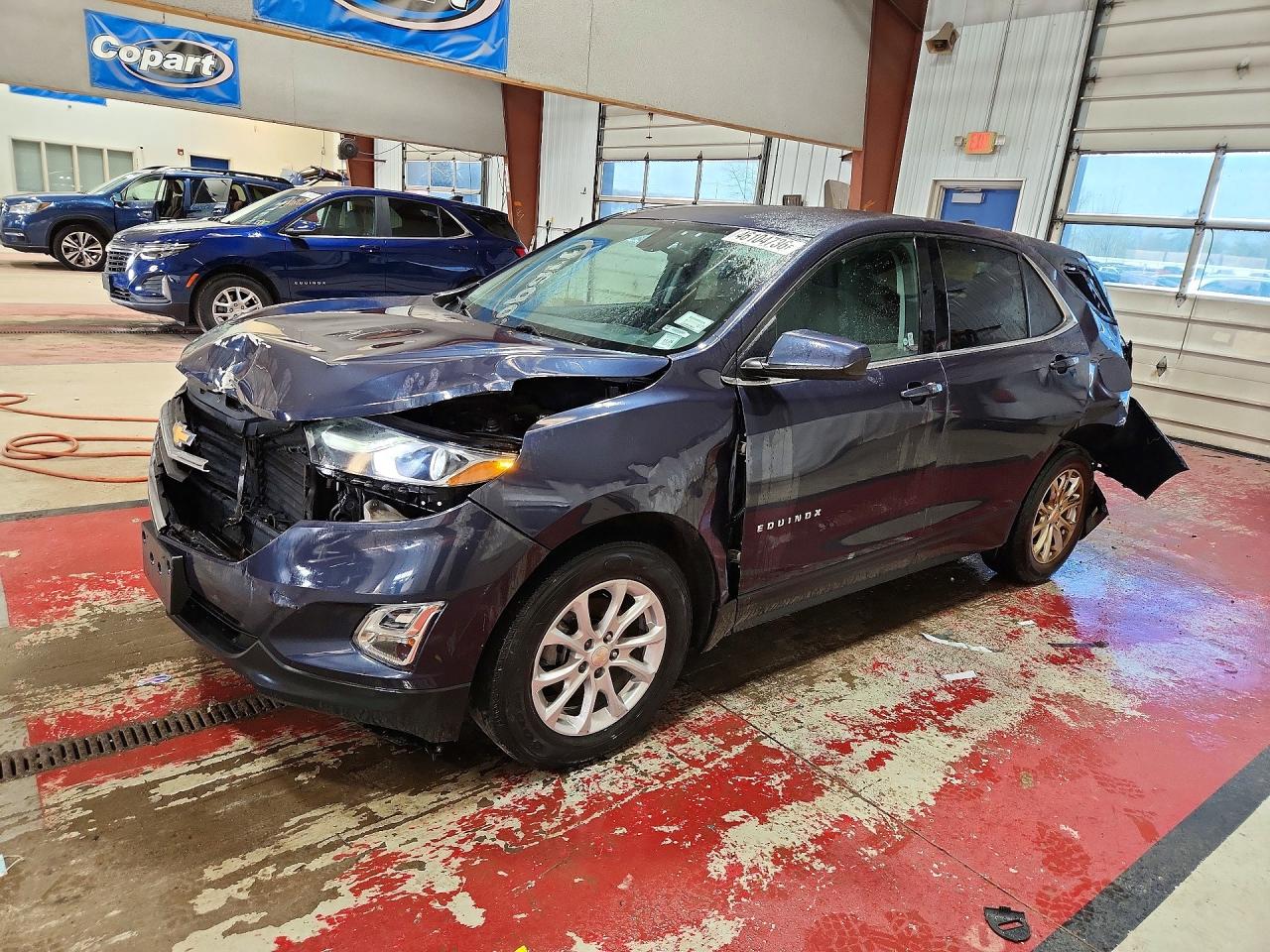 Salvage Chevrolet Equinox Image
