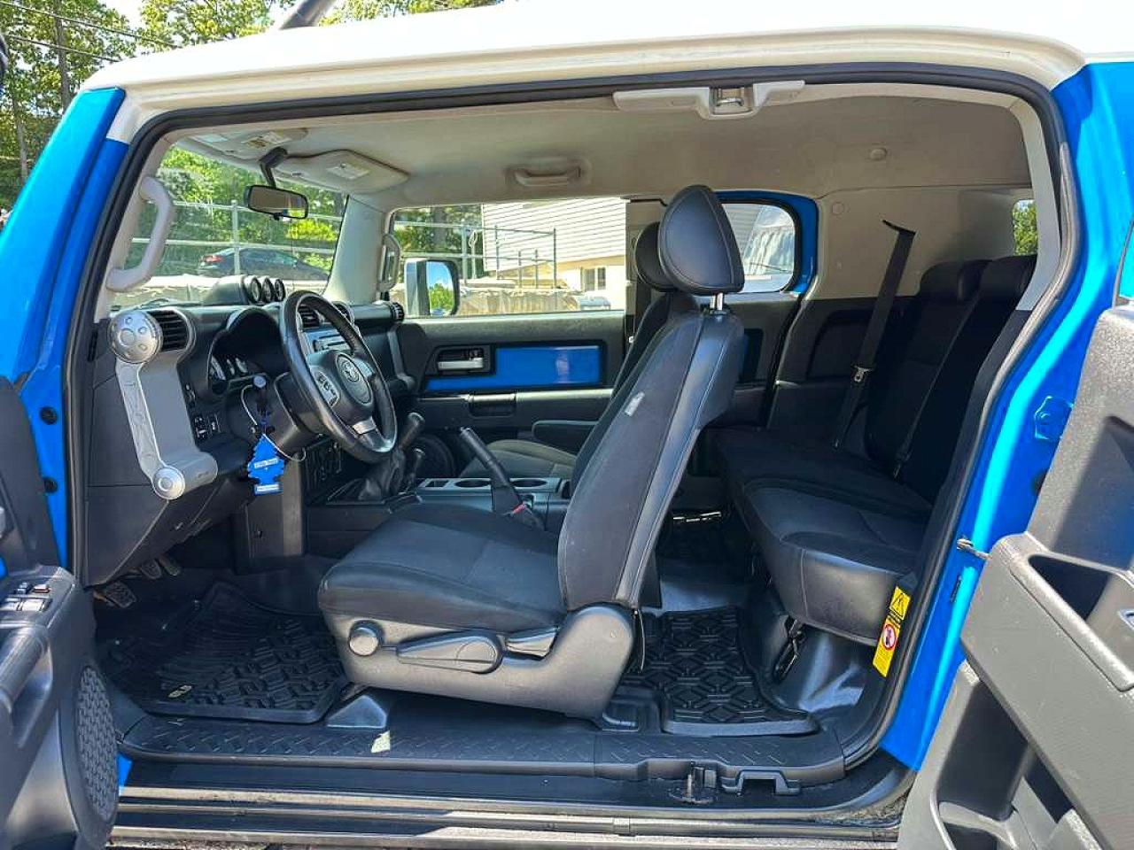 Toyota FJ Cruiser Base