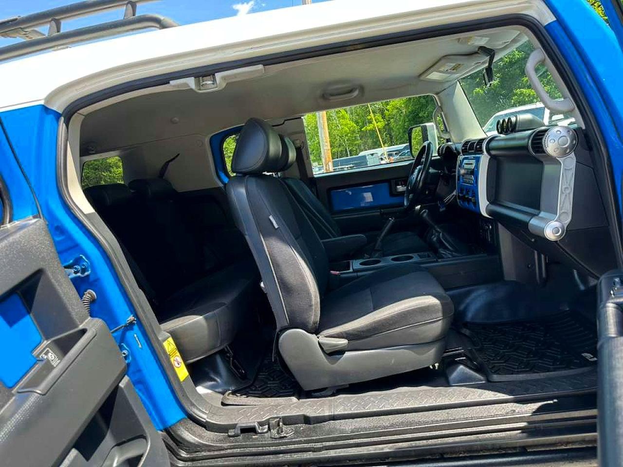 Toyota FJ Cruiser Base