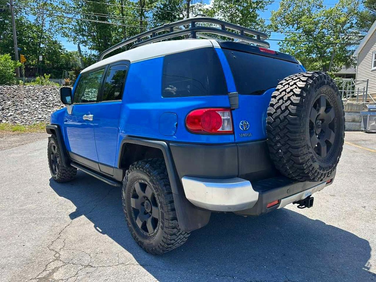 Toyota FJ Cruiser Base