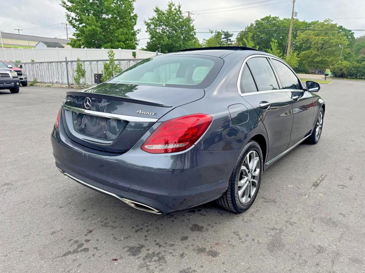 Mercedes-Benz C-Class 300 4matic