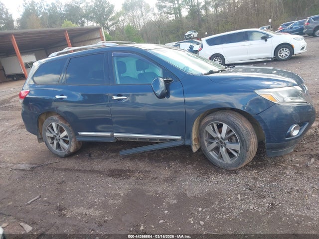 Nissan Pathfinder Platinum