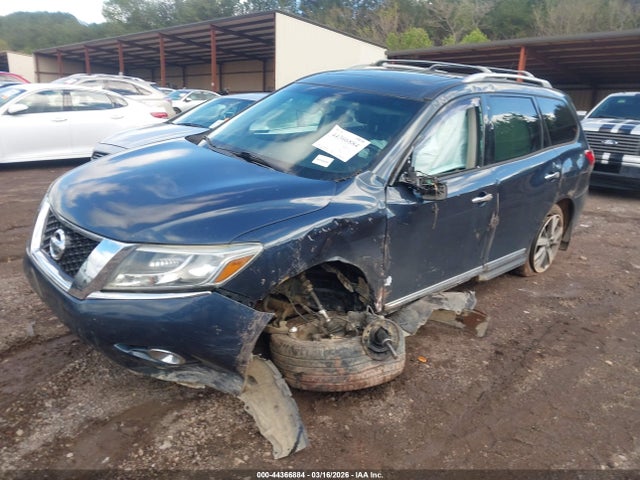Nissan Pathfinder Platinum