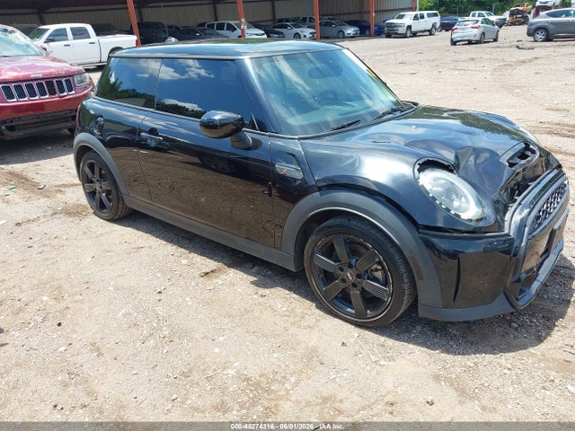 Salvage MINI Hardtop Image