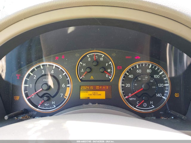Nissan Armada Platinum
