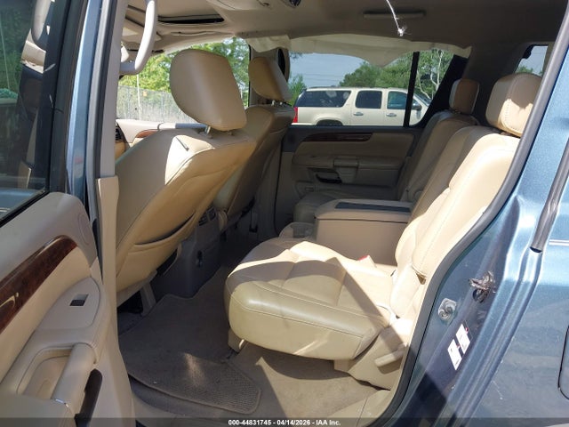 Nissan Armada Platinum