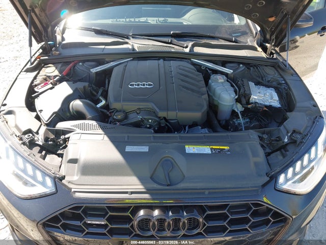 Audi A4 Premium Plus 45 Tfsi S Line Quattro S Tronic