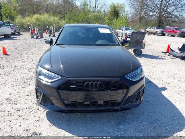Audi A4 Premium Plus 45 Tfsi S Line Quattro S Tronic