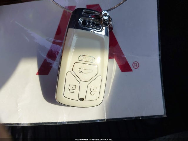 Audi A4 Premium Plus 45 Tfsi S Line Quattro S Tronic