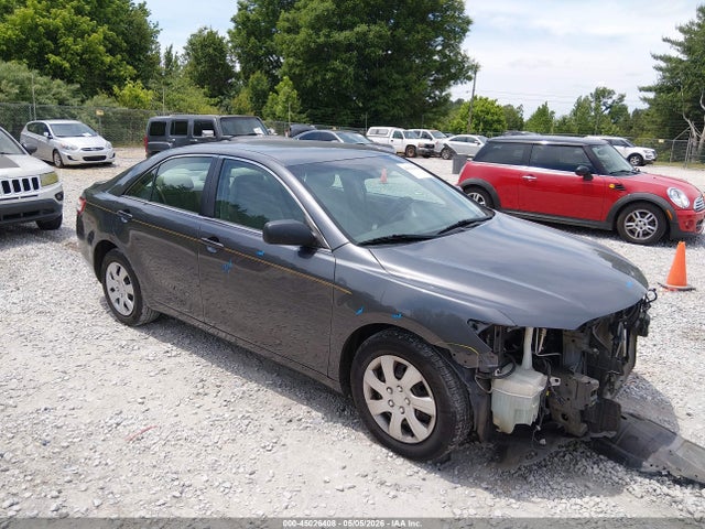 Salvage Toyota Camry Image