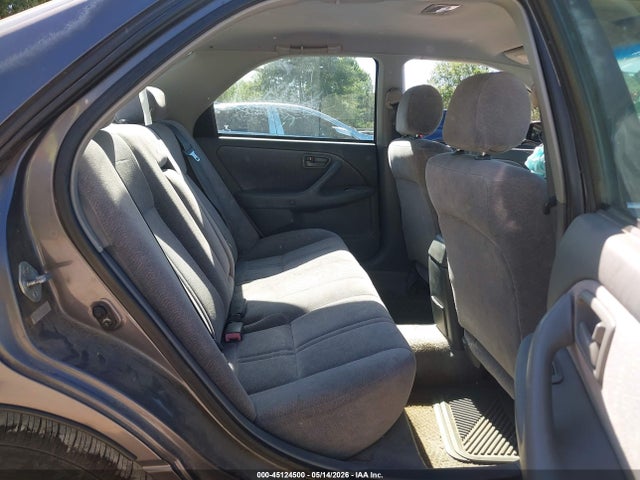 Toyota Camry Le