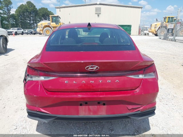Hyundai ELANTRA Sel