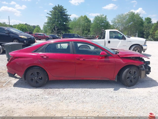 Hyundai ELANTRA Sel
