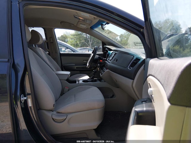 Kia Sedona Lx