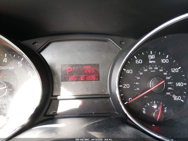 Kia Sedona Lx
