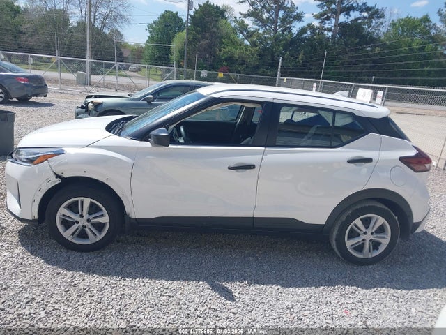 Nissan Kicks S Xtronic Cvt