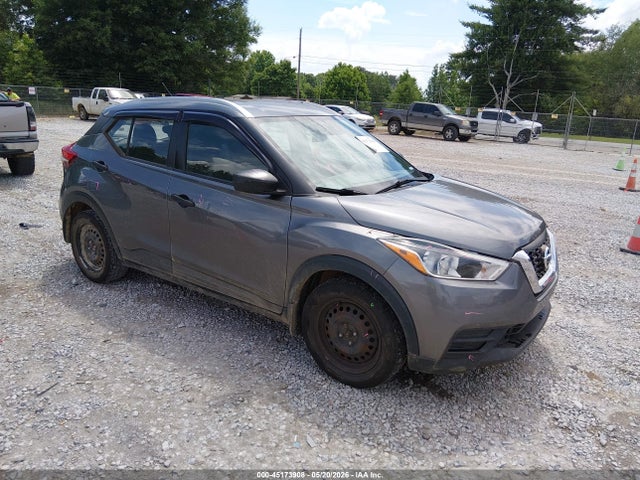 Salvage Nissan Kicks Image