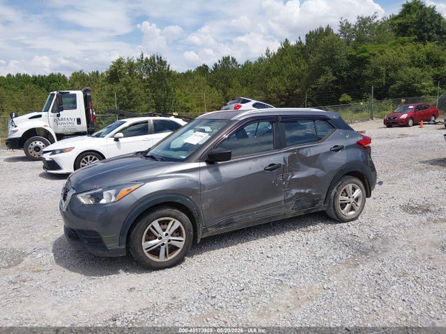 Nissan Kicks S