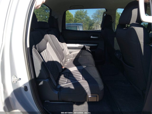 Toyota Tundra Sr5 5.7l V8