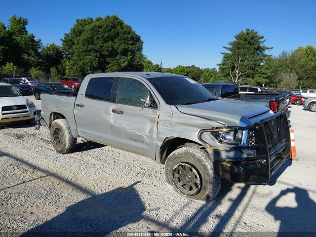 Salvage Toyota Tundra Image