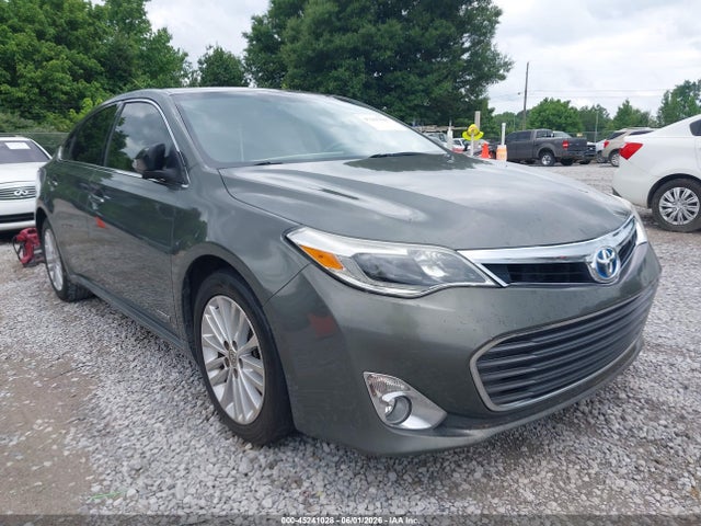 Toyota Avalon Hybrid Limited