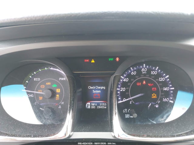 Toyota Avalon Hybrid Limited